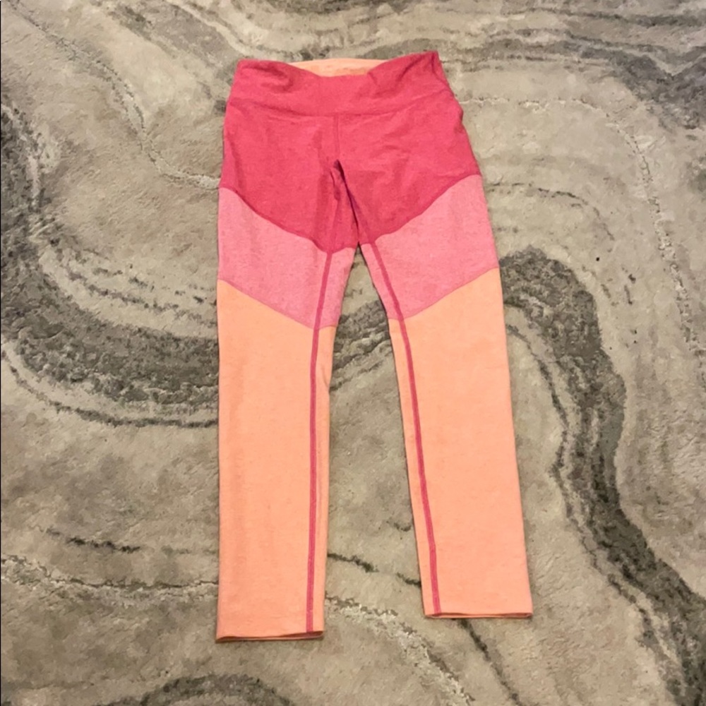 Outdoor voices pink leggings